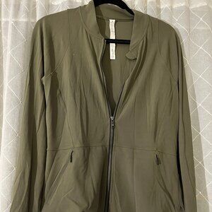 olive green lululemon jacket size 12